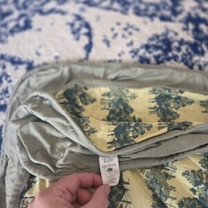 Kate Quinn Green and Yellow Blanket